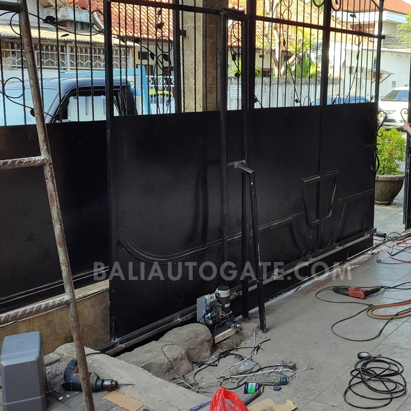 Pintu Gerbang Online di Bali