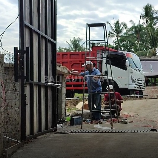 jasa pemasangan Mesin Otomatis Pintu Swing di bali